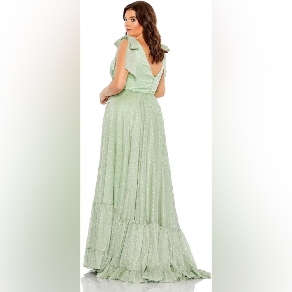Mac Duggal 68120 NWT Surplice Bodice Formal Dress - Picture 2 of 5